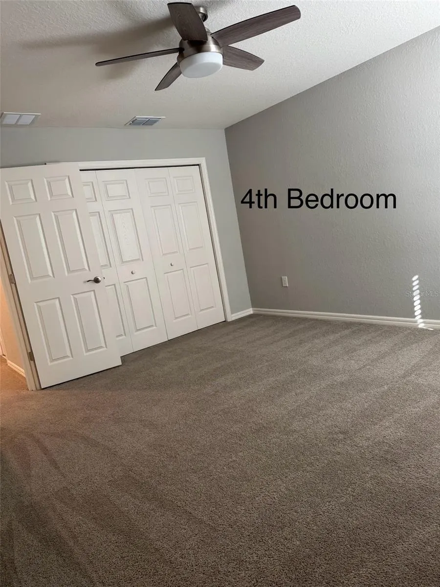 1016 CASCADE DR