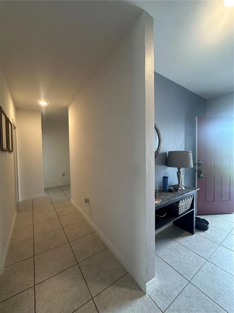 80 ZINNIA LN E