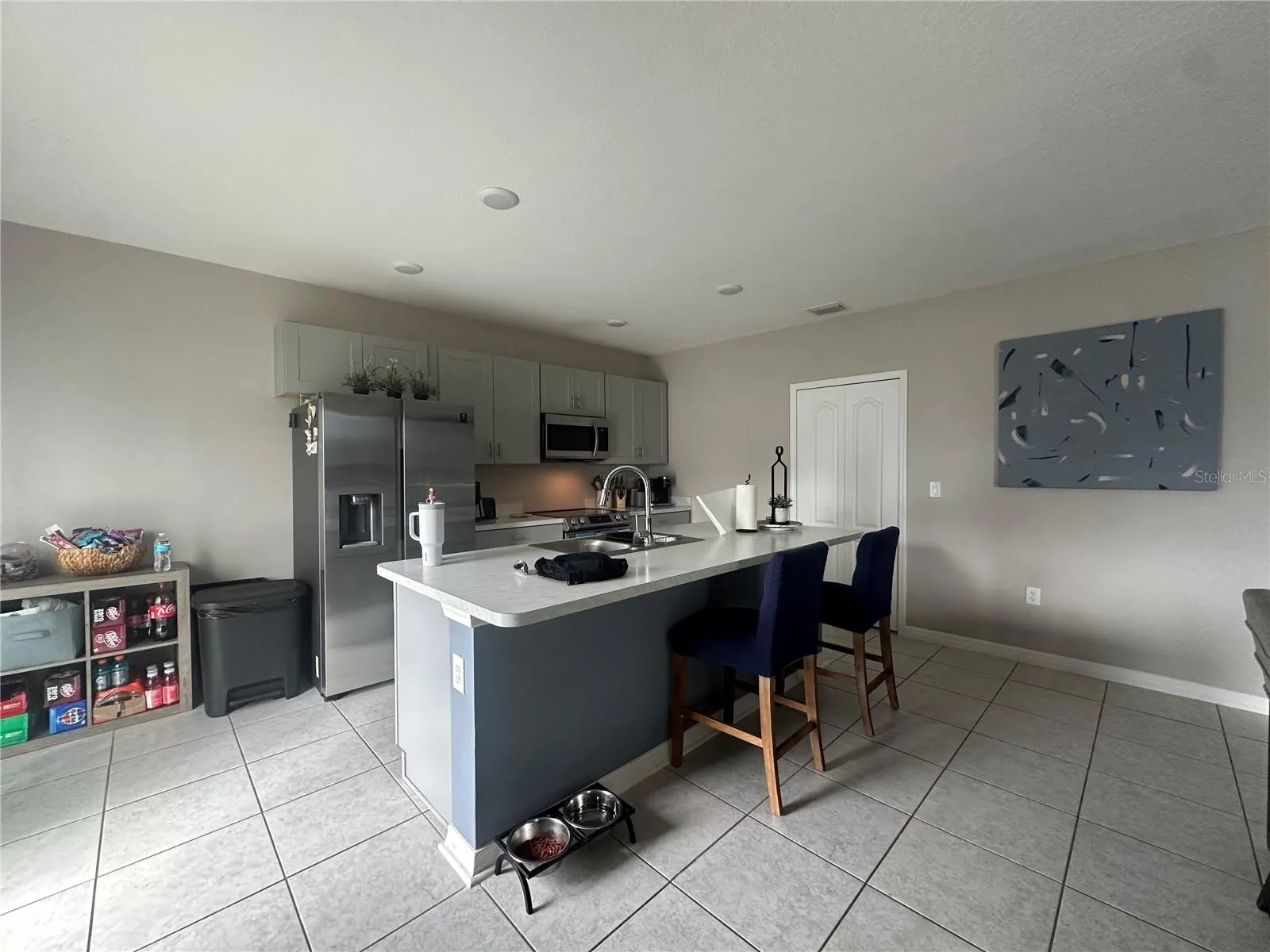 80 ZINNIA LN E