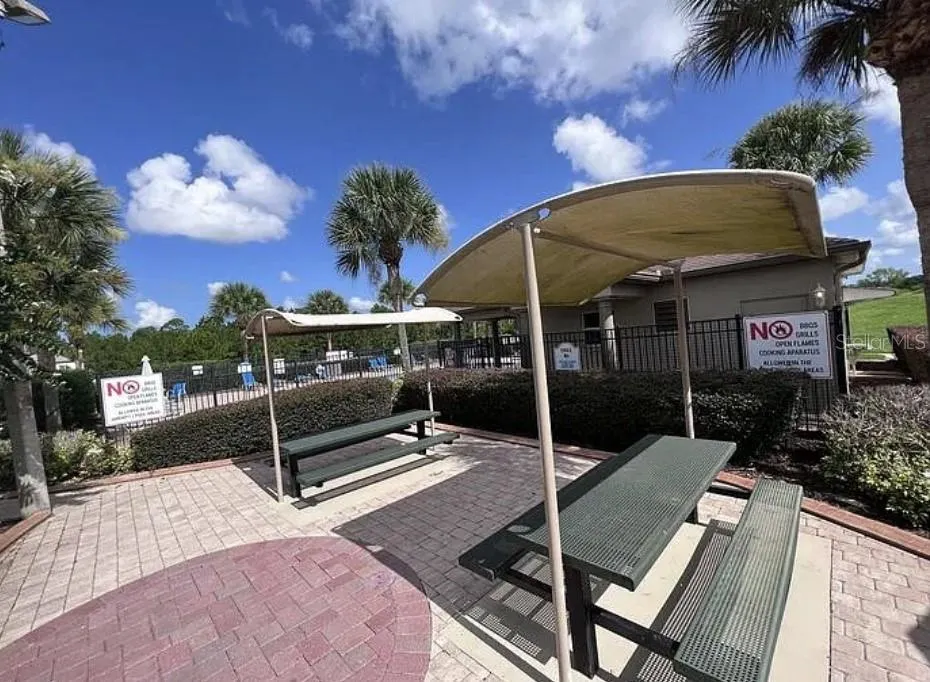 247 CANNA DR