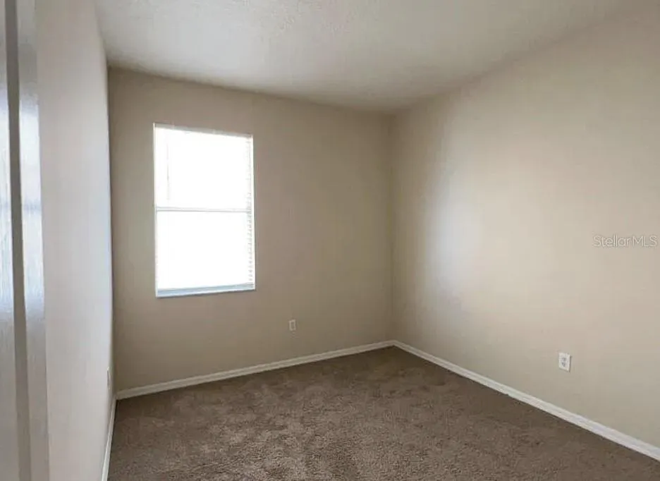 247 CANNA DR