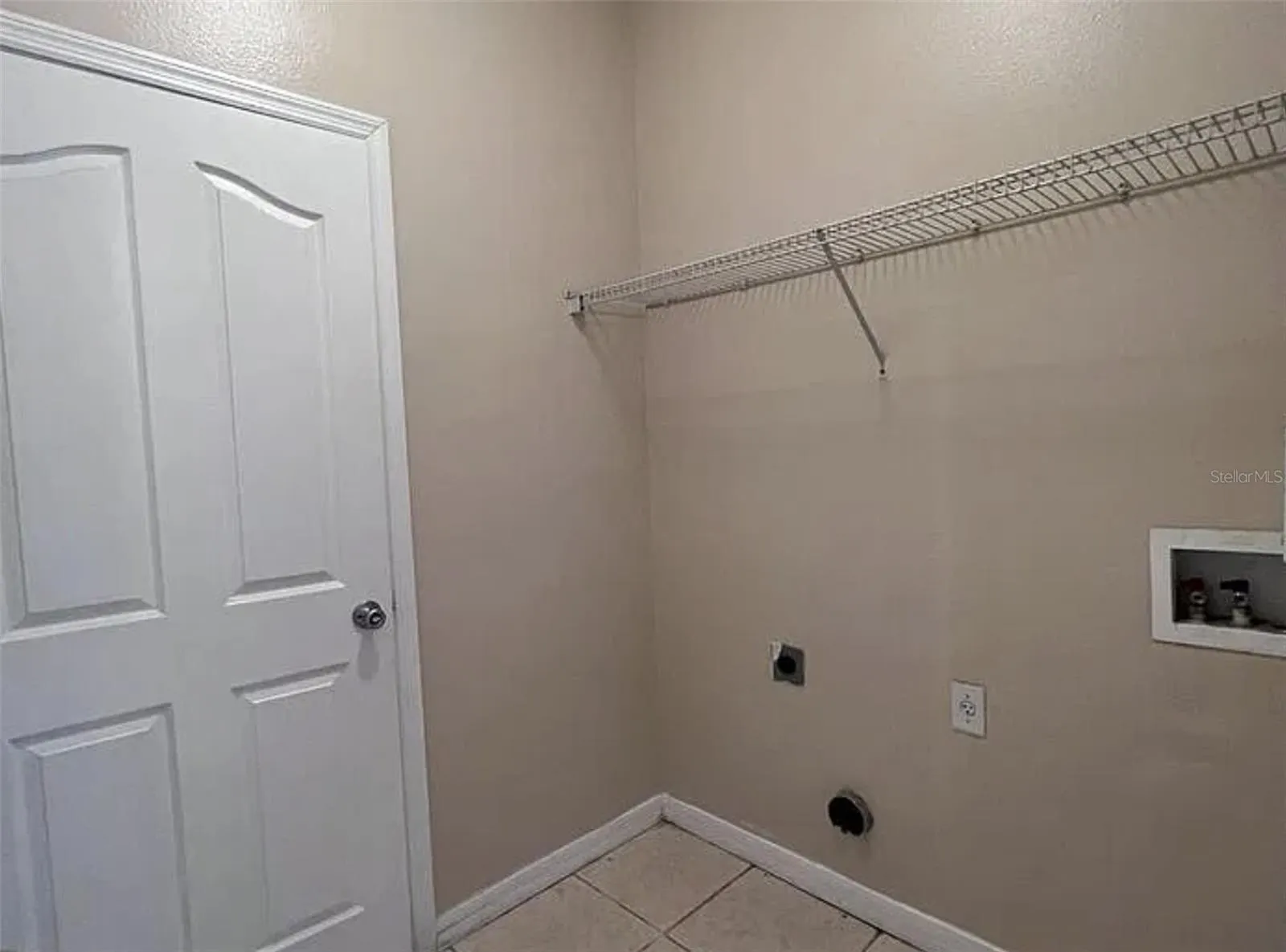 247 CANNA DR