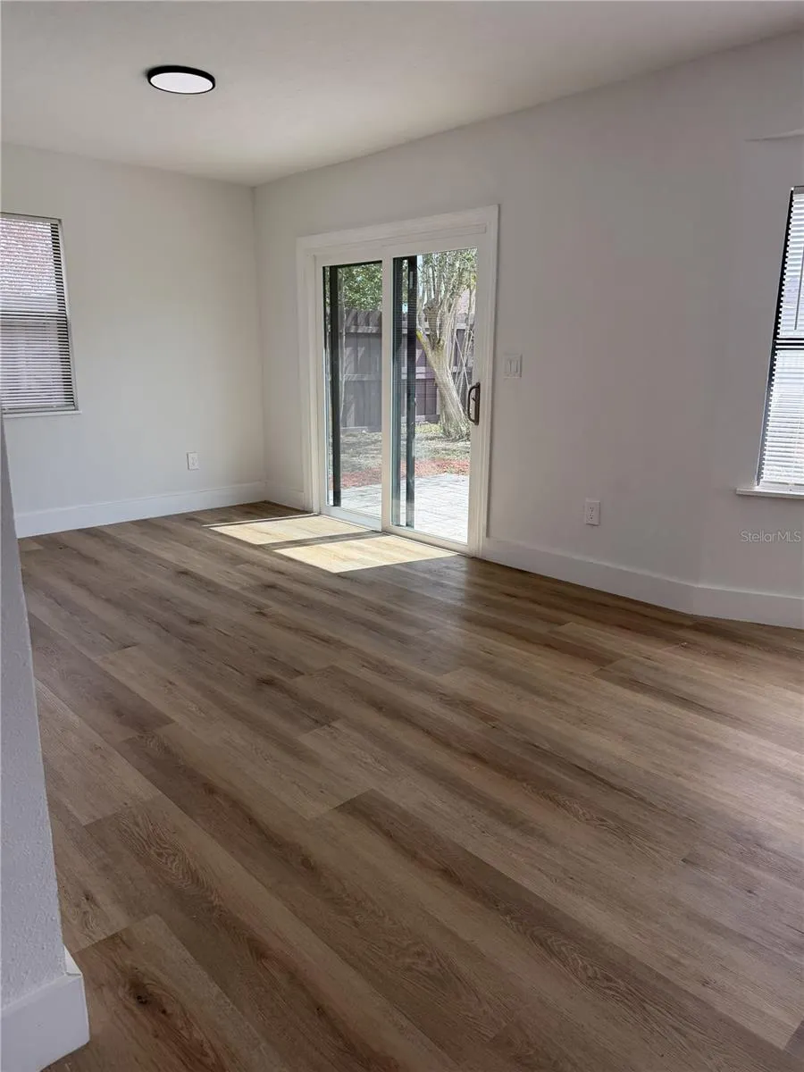 107 IGUALA DR