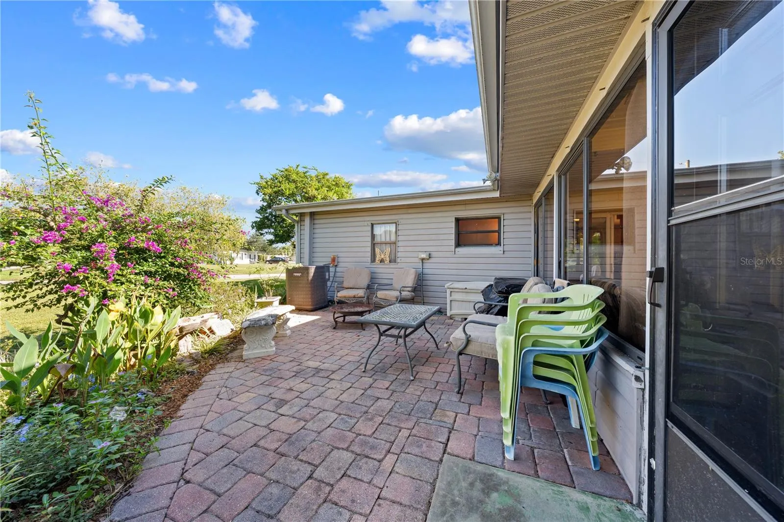 2402 JANET ST