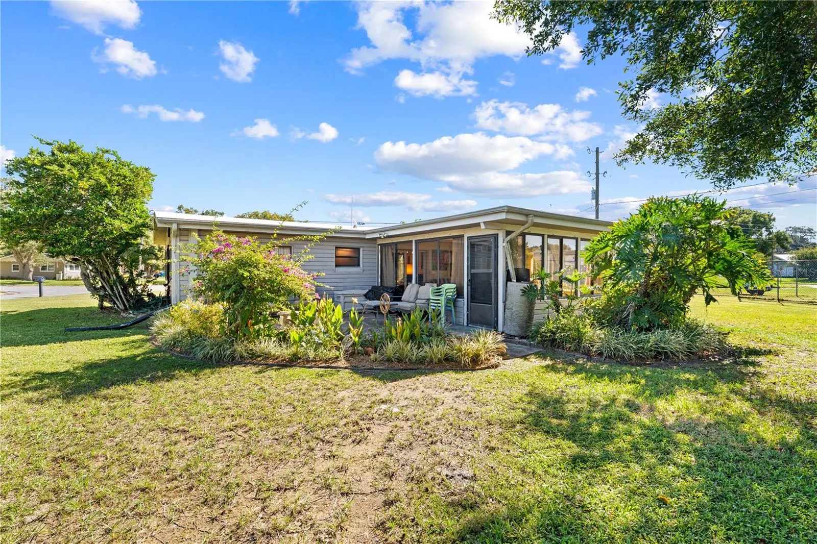 2402 JANET ST