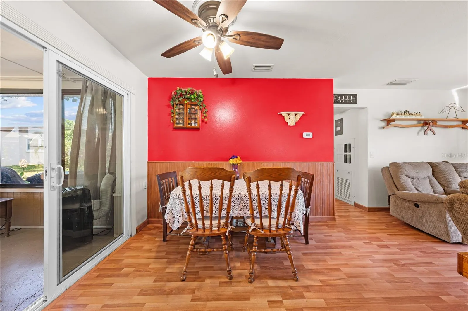 2402 JANET ST
