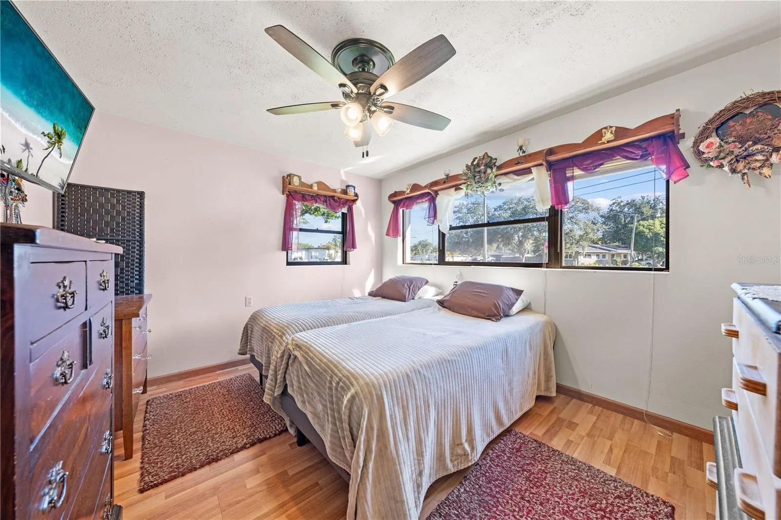 2402 JANET ST