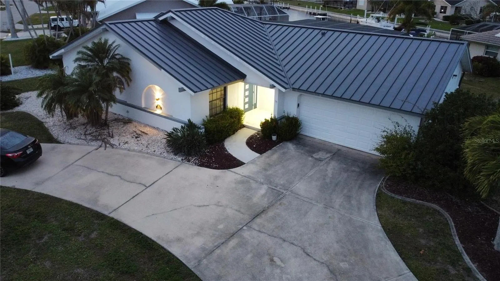 975 CORONADO DR