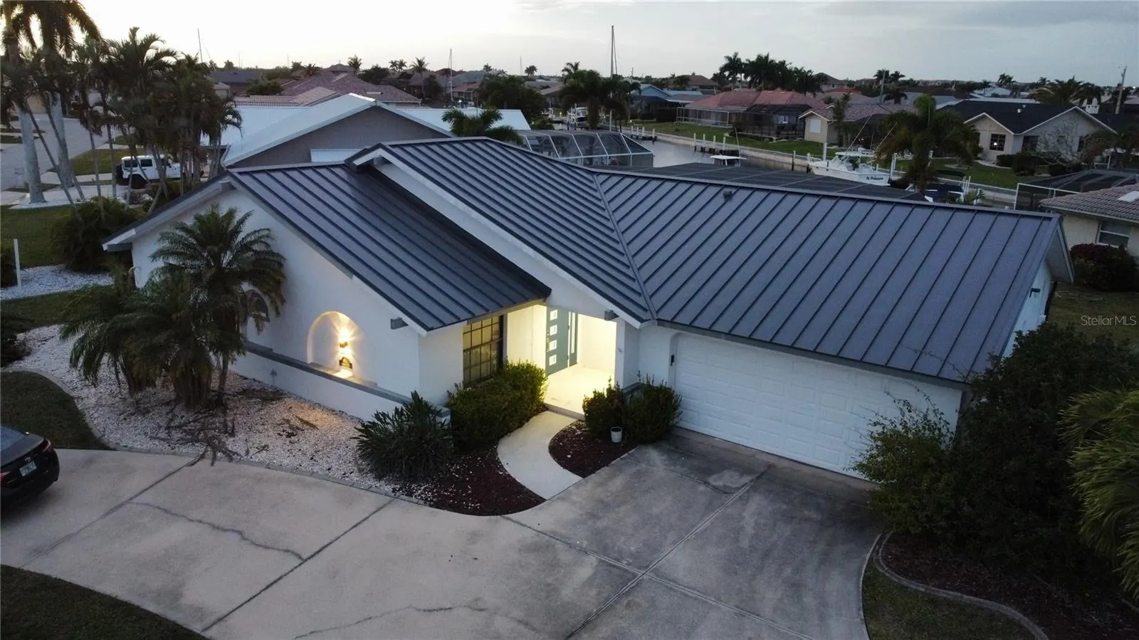 975 CORONADO DR