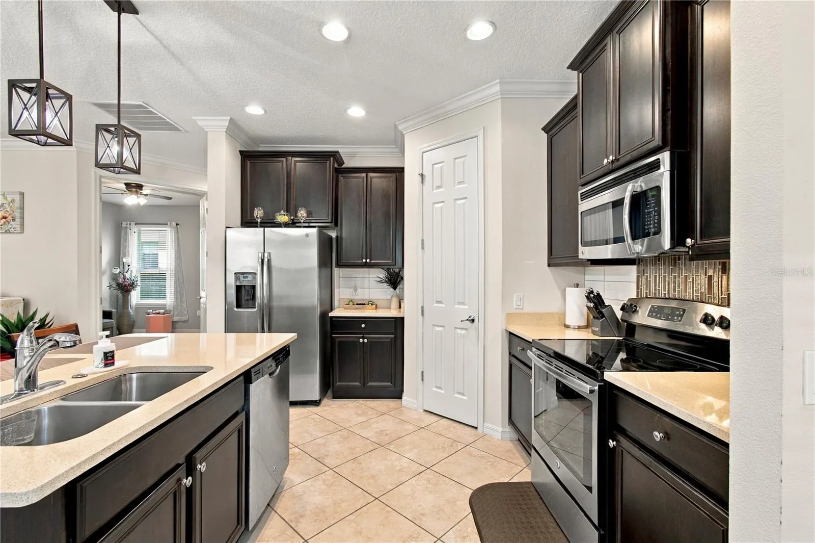 814 SHADY CANYON WAY