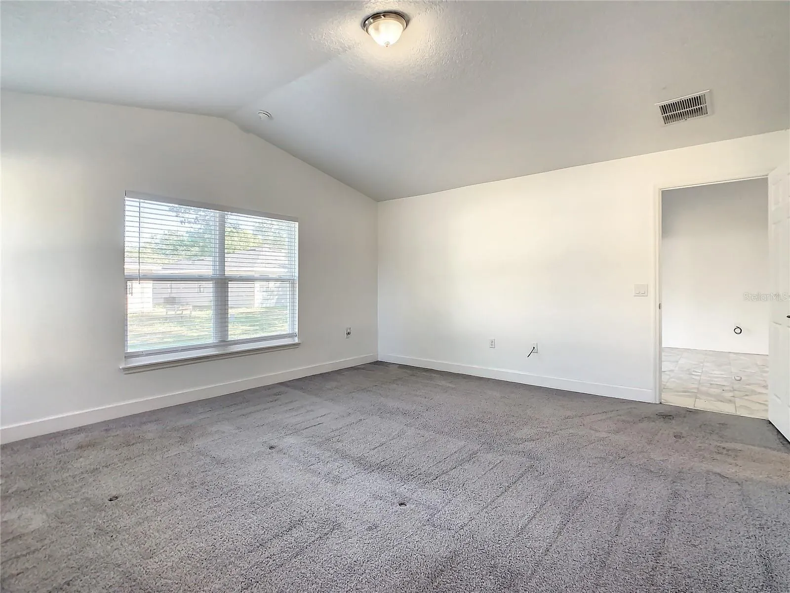 438 JAY CT