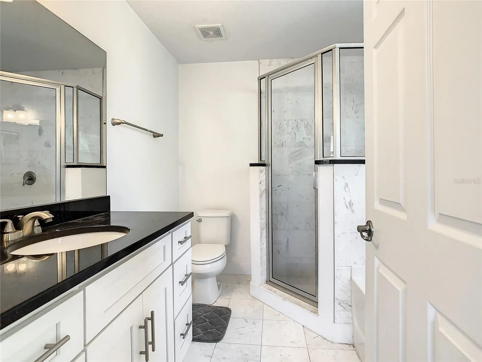 438 JAY CT
