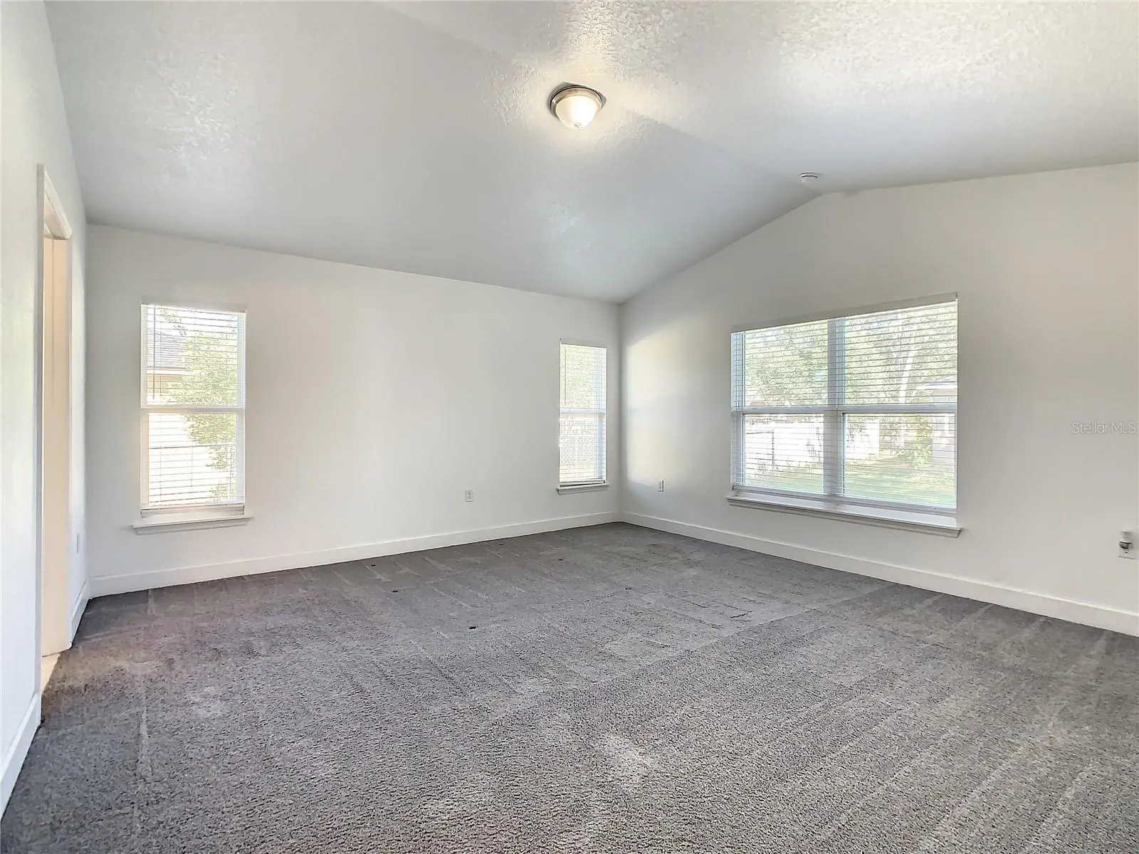 438 JAY CT