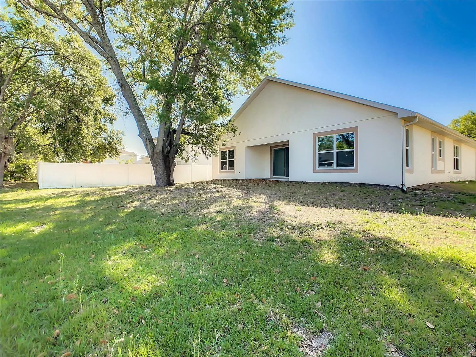 438 JAY CT