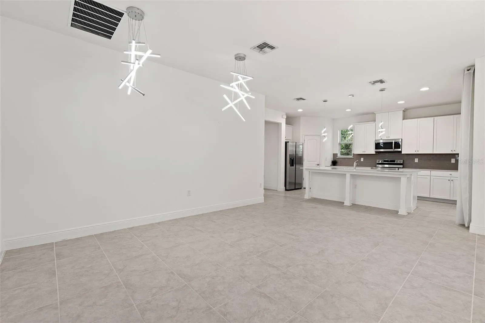 3116 OXBOW CT