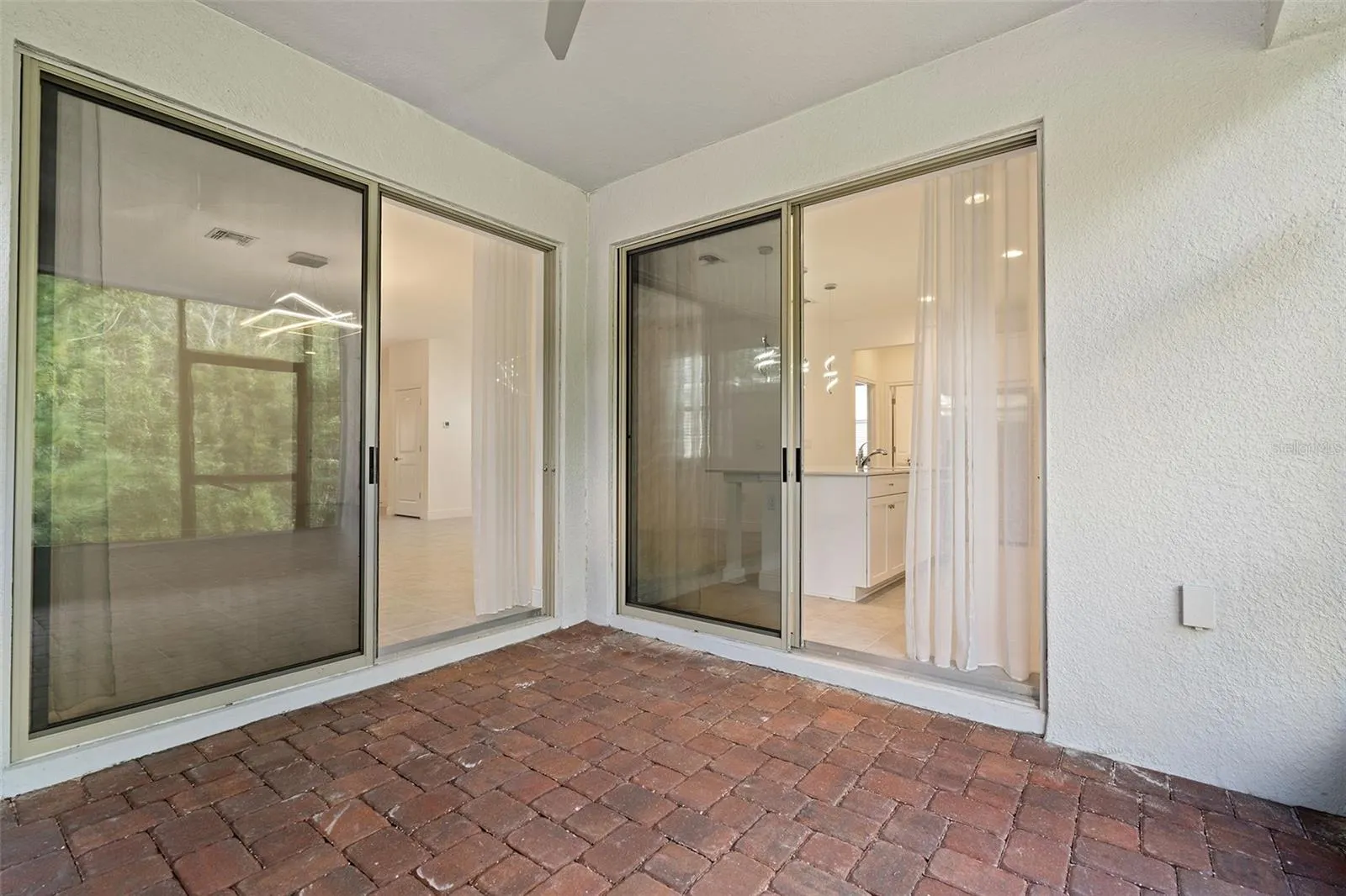 3116 OXBOW CT