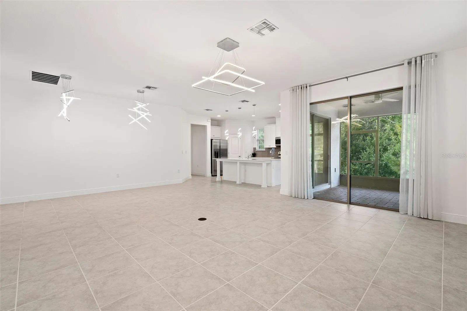 3116 OXBOW CT