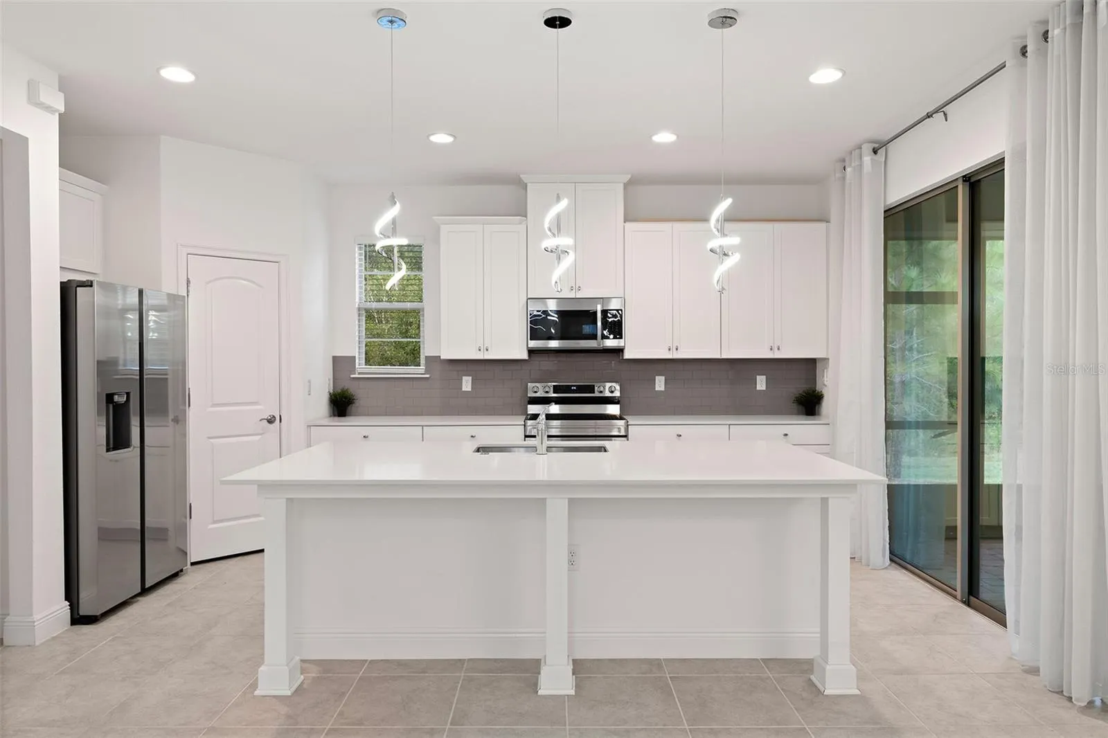 3116 OXBOW CT