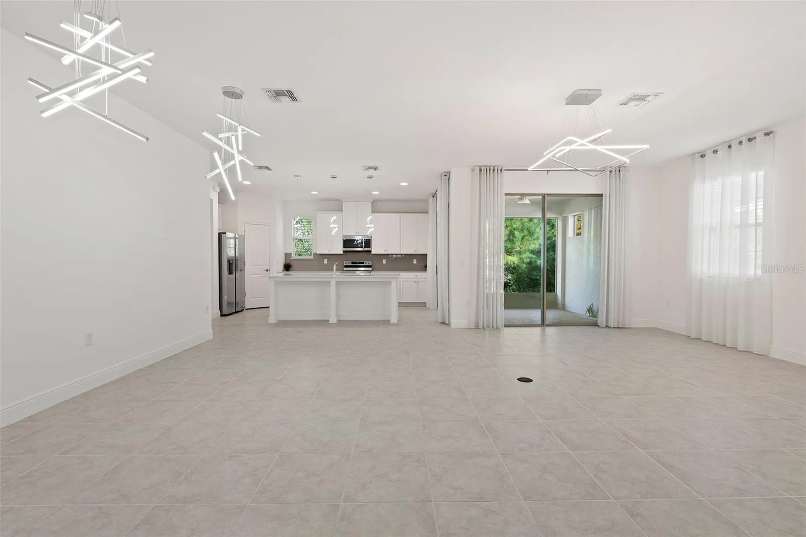 3116 OXBOW CT