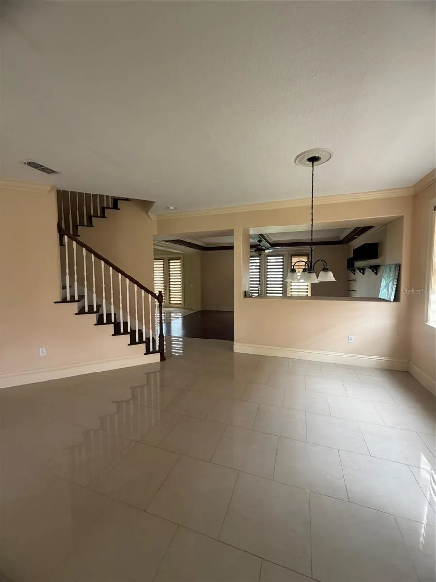 3961 GOLDEN FINCH WAY