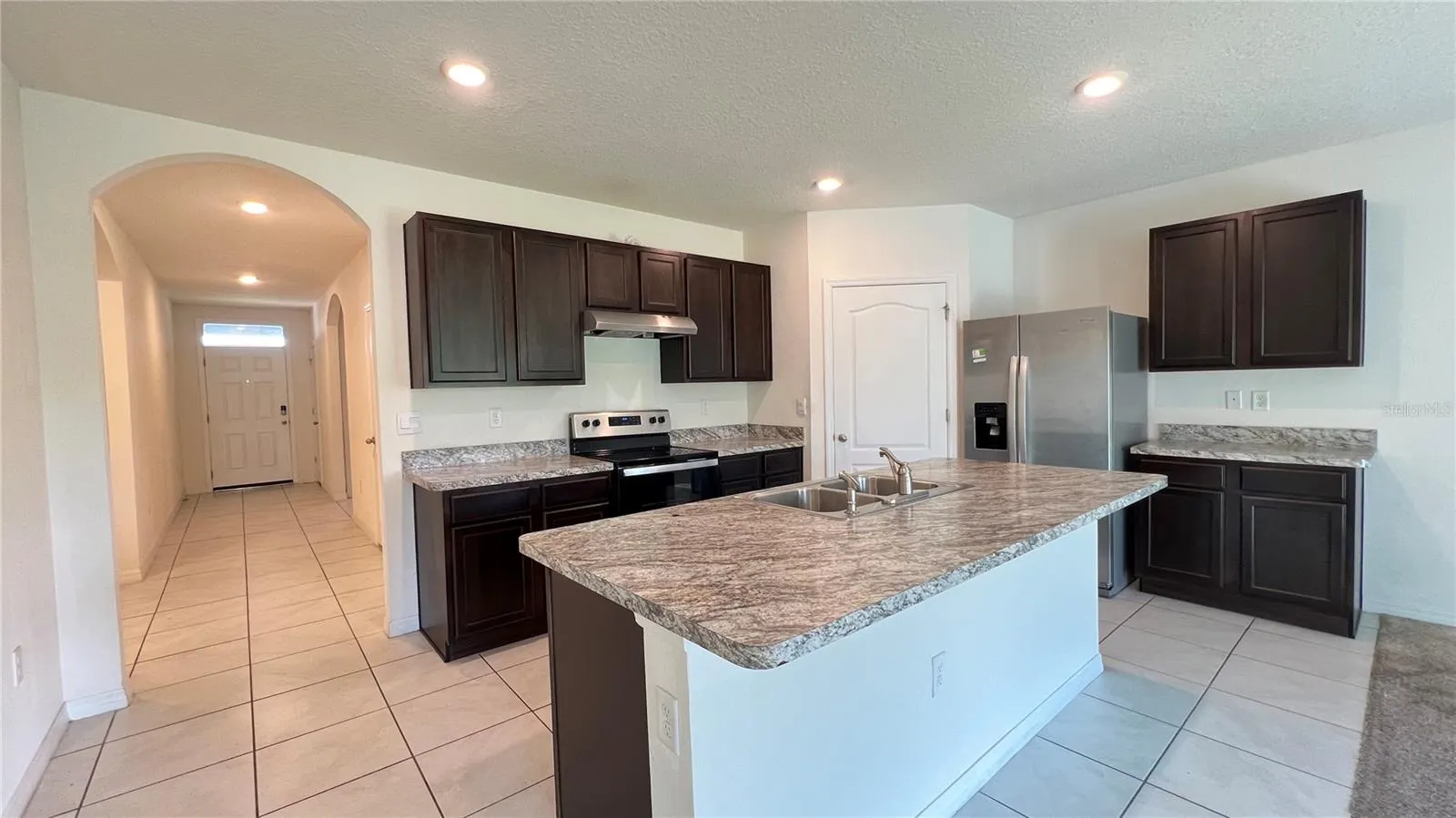 1467 FOX SQUIRREL DR
