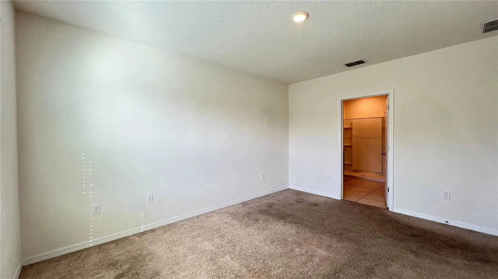 1467 FOX SQUIRREL DR