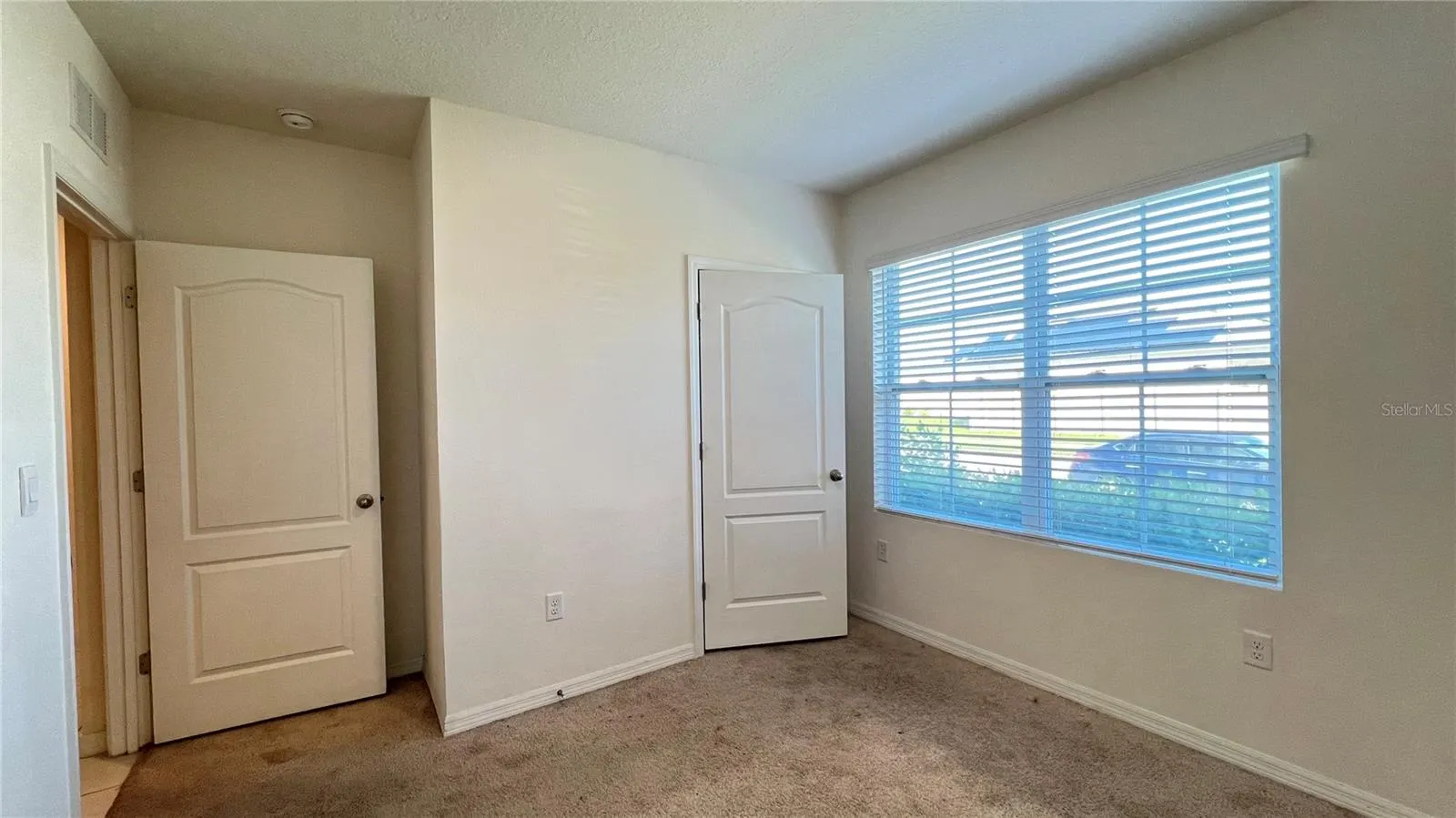 1467 FOX SQUIRREL DR