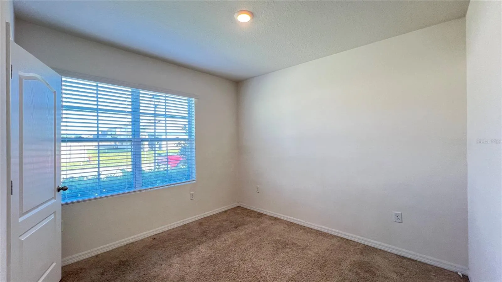 1467 FOX SQUIRREL DR