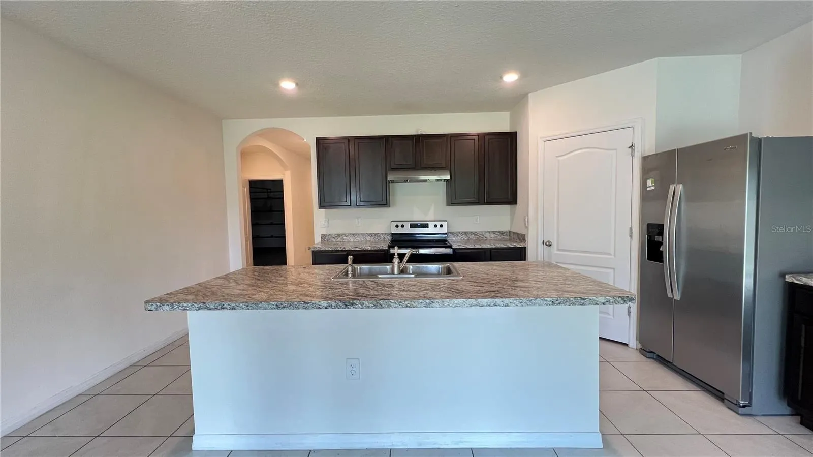 1467 FOX SQUIRREL DR