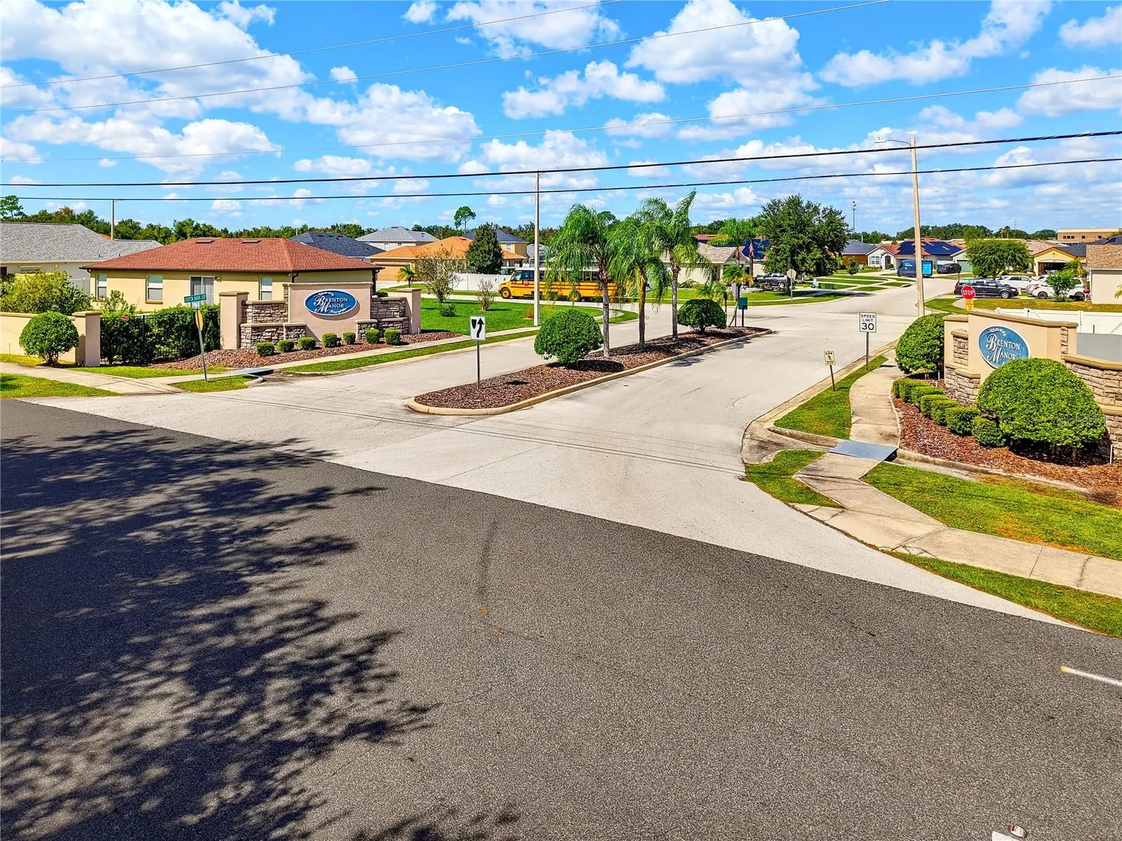 1085 BRENTON MANOR DR