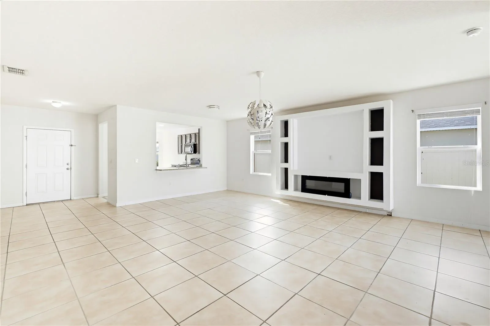 1085 BRENTON MANOR DR