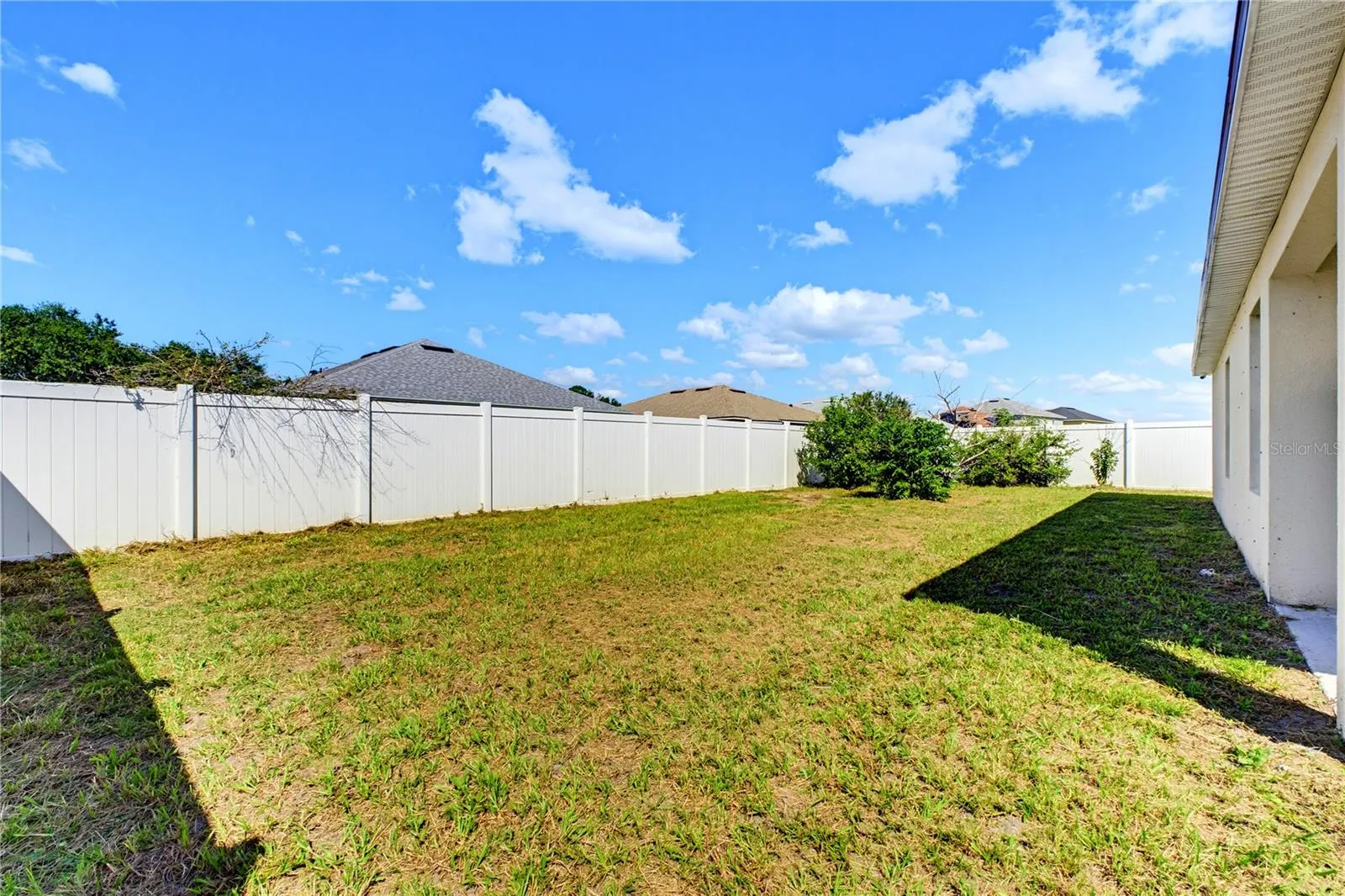 1085 BRENTON MANOR DR