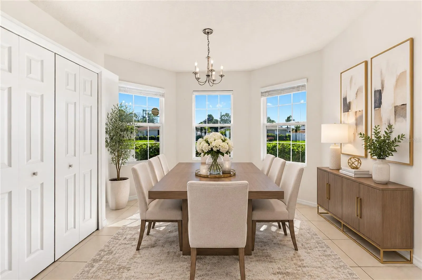 1085 BRENTON MANOR DR