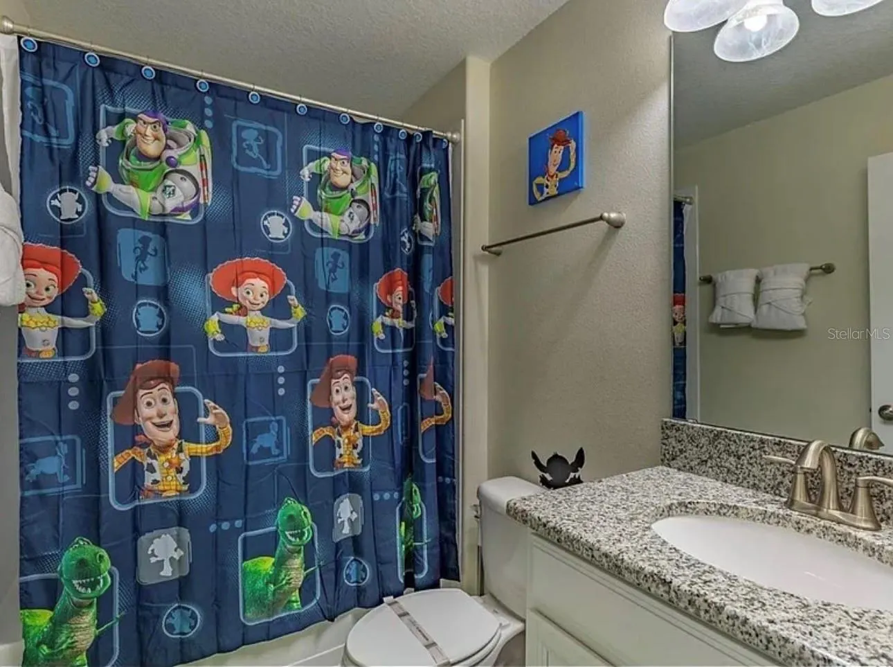 5435 SOLTERRA CIR