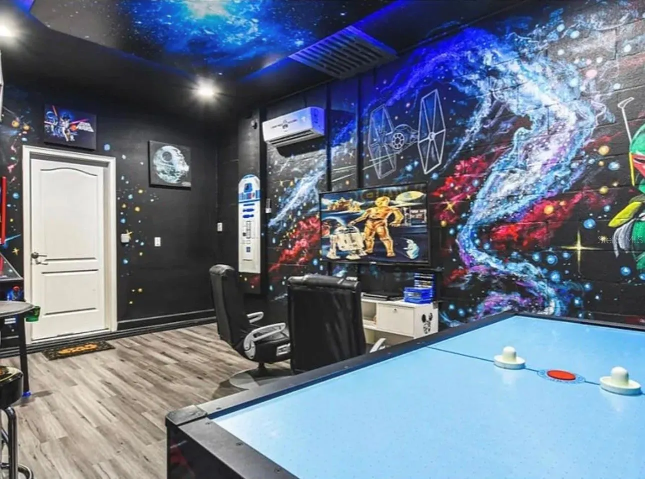 5435 SOLTERRA CIR