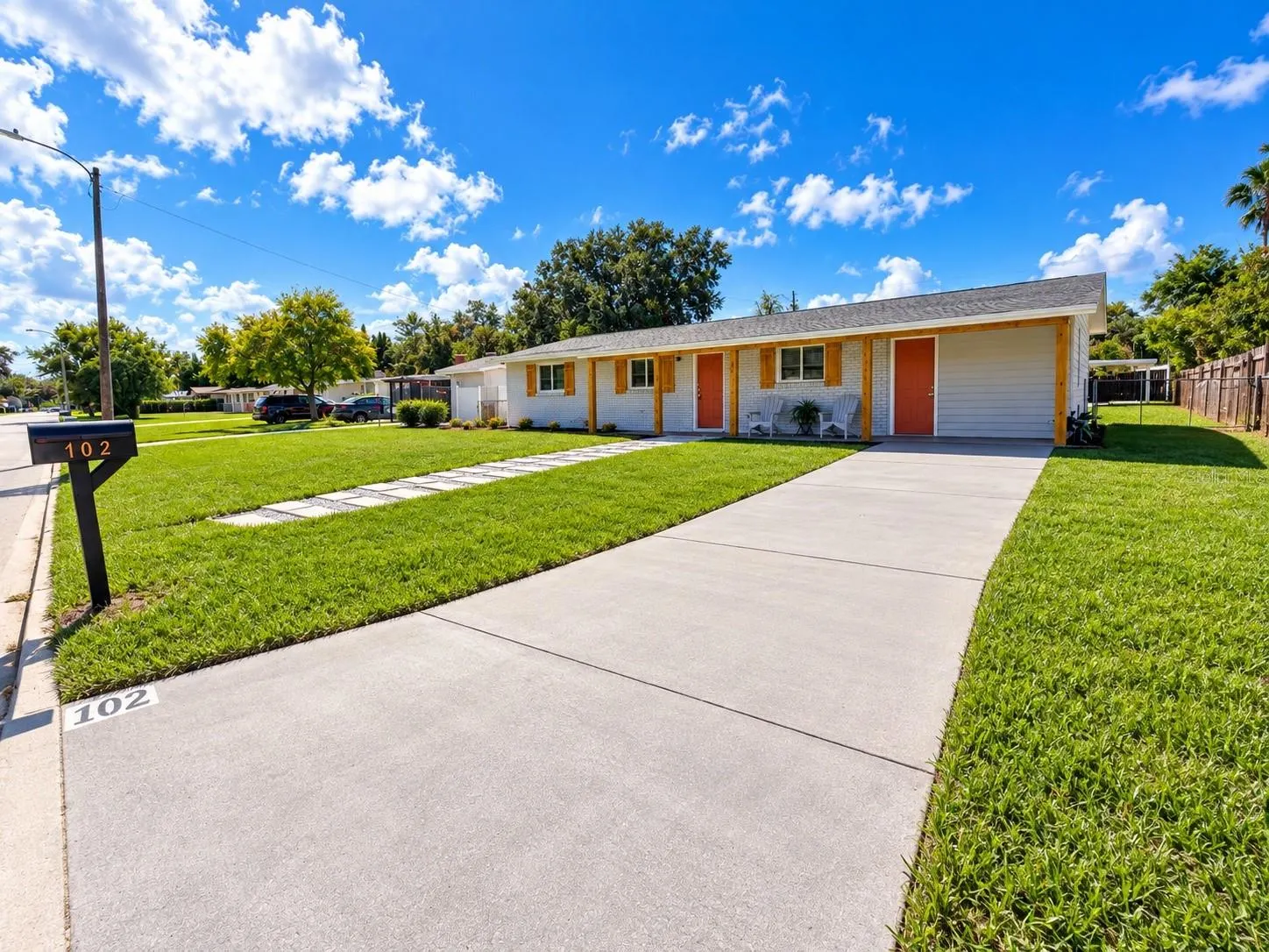 102 COSMOS DR