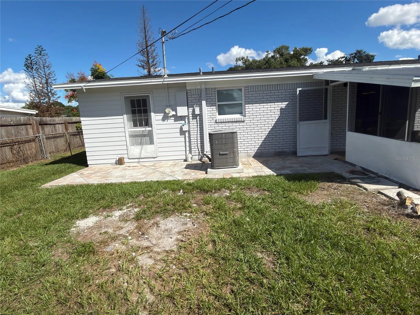 102 COSMOS DR
