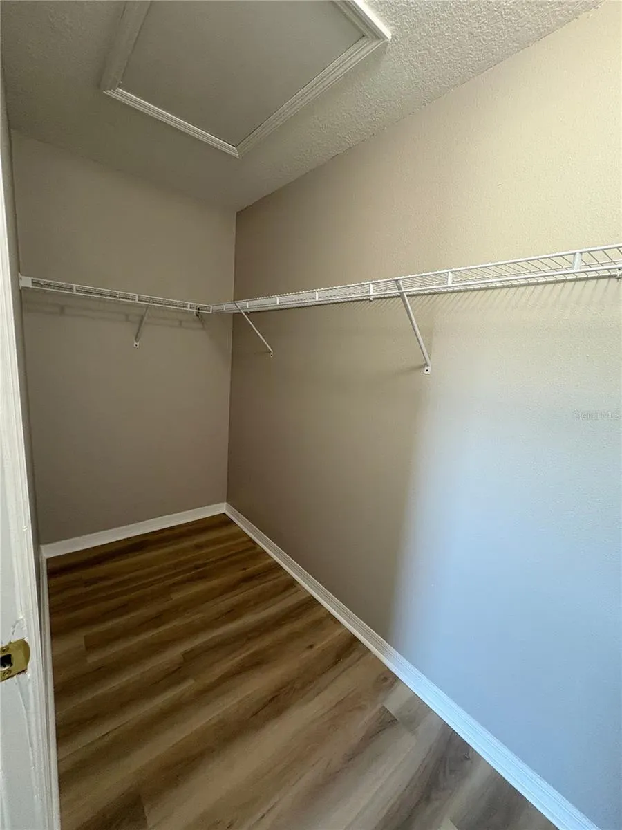303 CHURCHILL CT