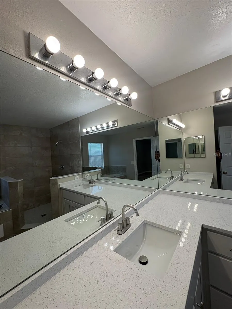 303 CHURCHILL CT