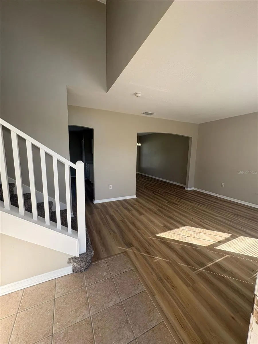 303 CHURCHILL CT