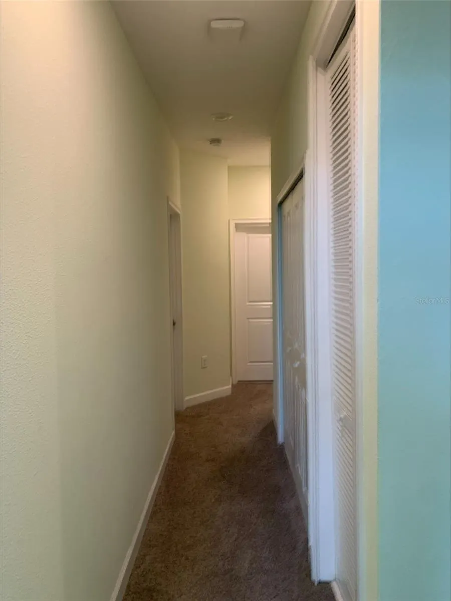8525 ZOELLER HILLS DR