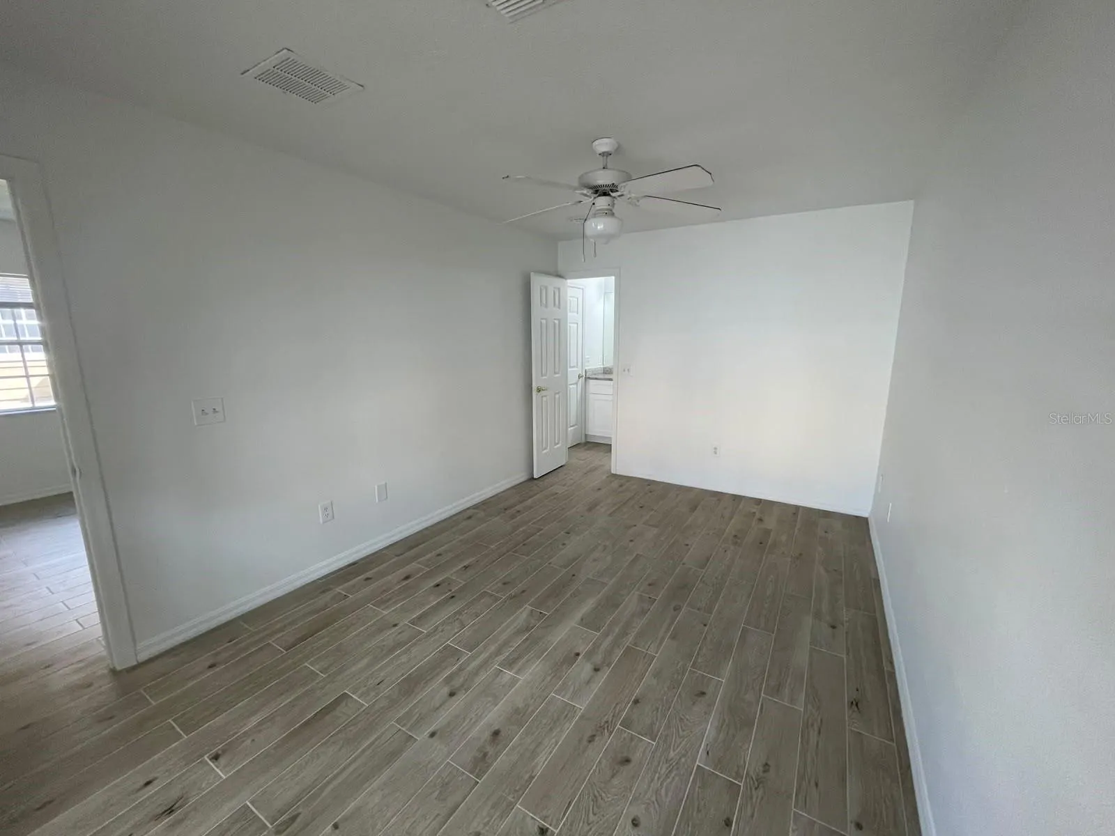 804 WASHINGTON PALM LOOP #B #B
