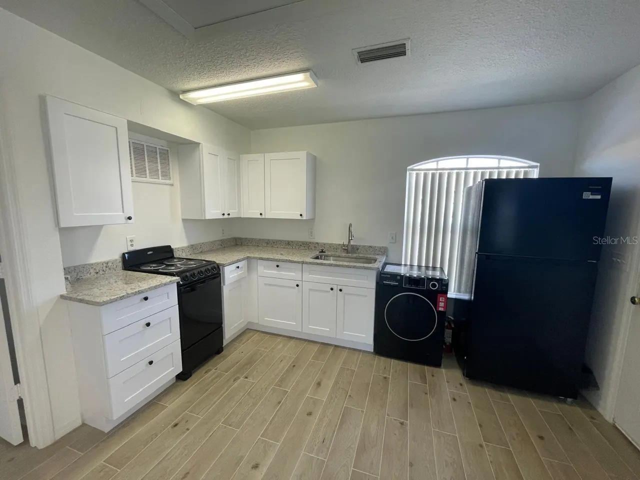 804 WASHINGTON PALM LOOP #B #B