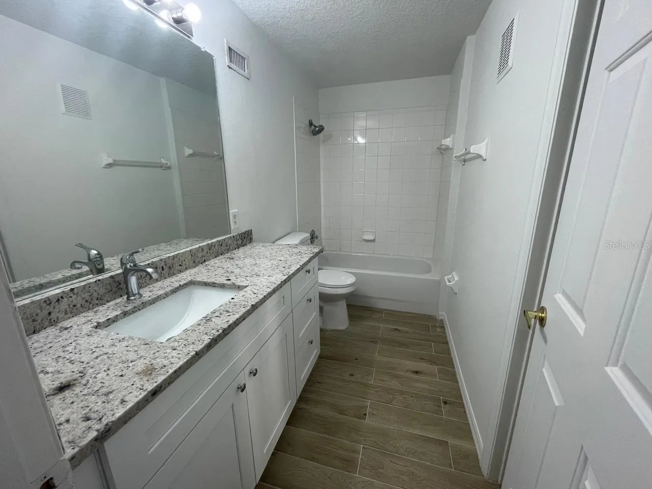 804 WASHINGTON PALM LOOP #B #B