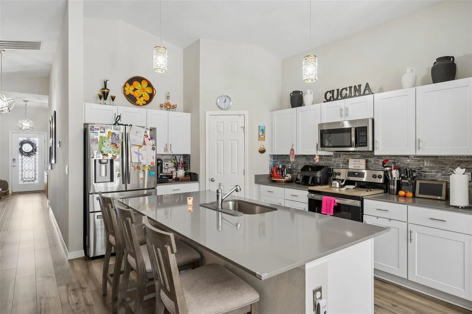 2434 OAKWOOD LN