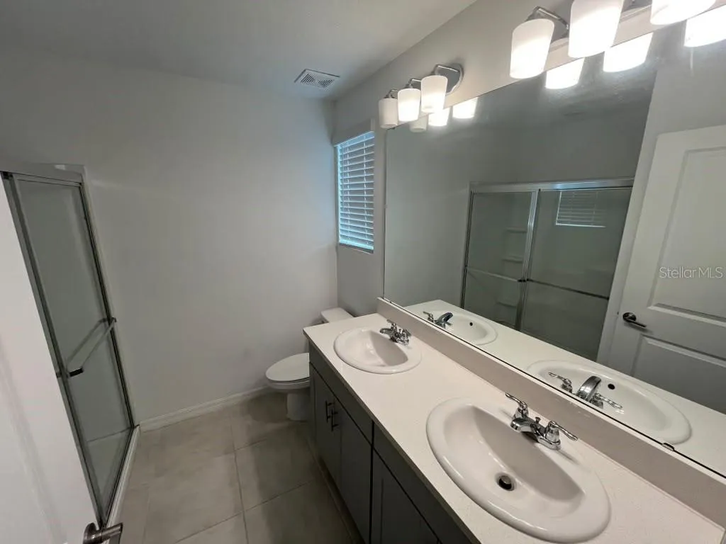 2080 VIEWFINDER ST