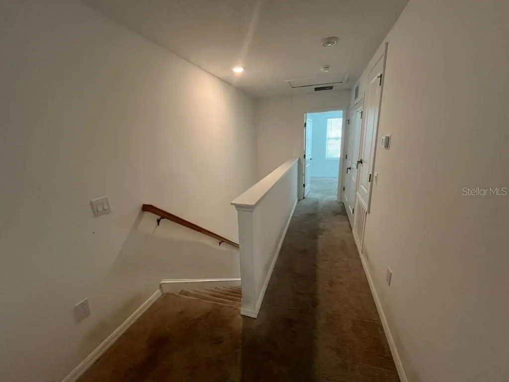 2080 VIEWFINDER ST