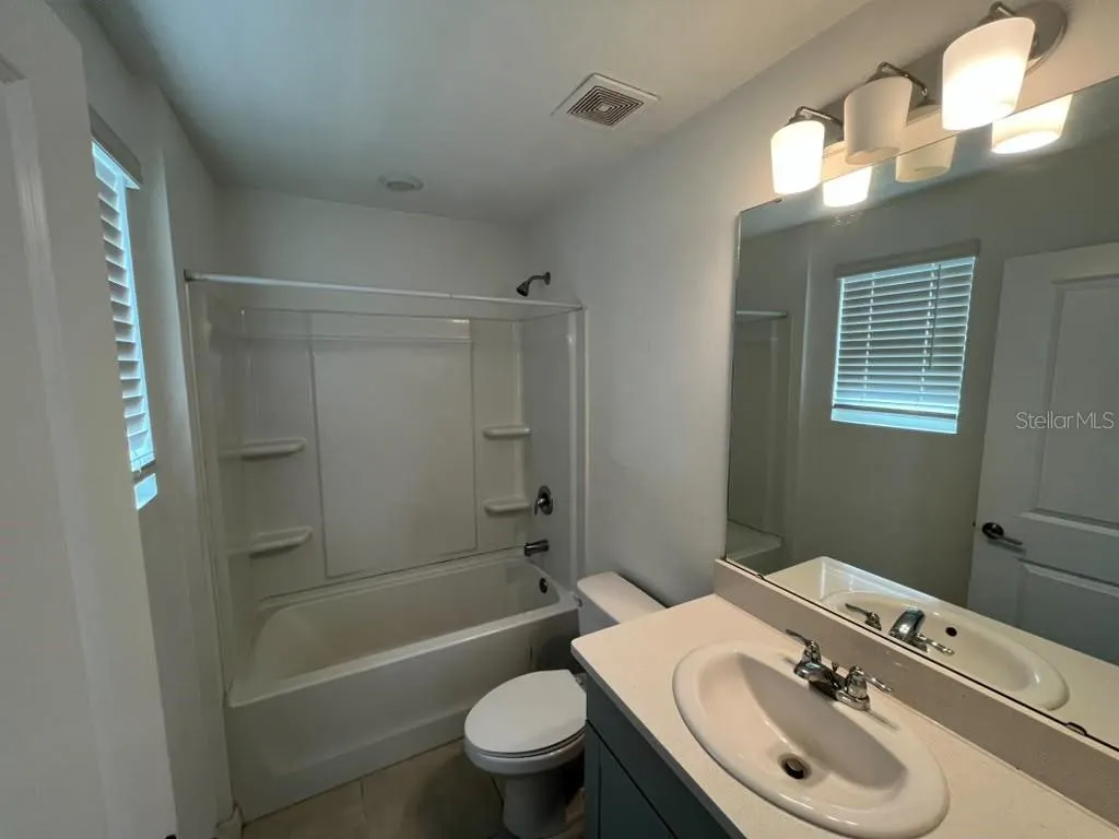 2080 VIEWFINDER ST