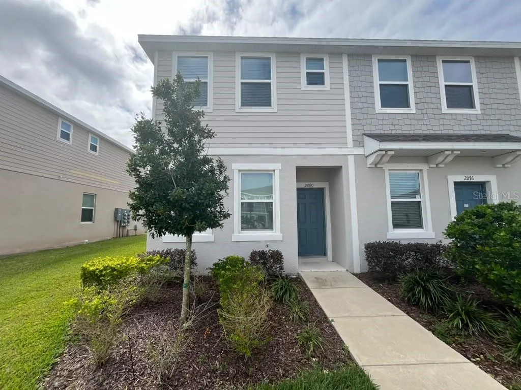 2080 VIEWFINDER ST