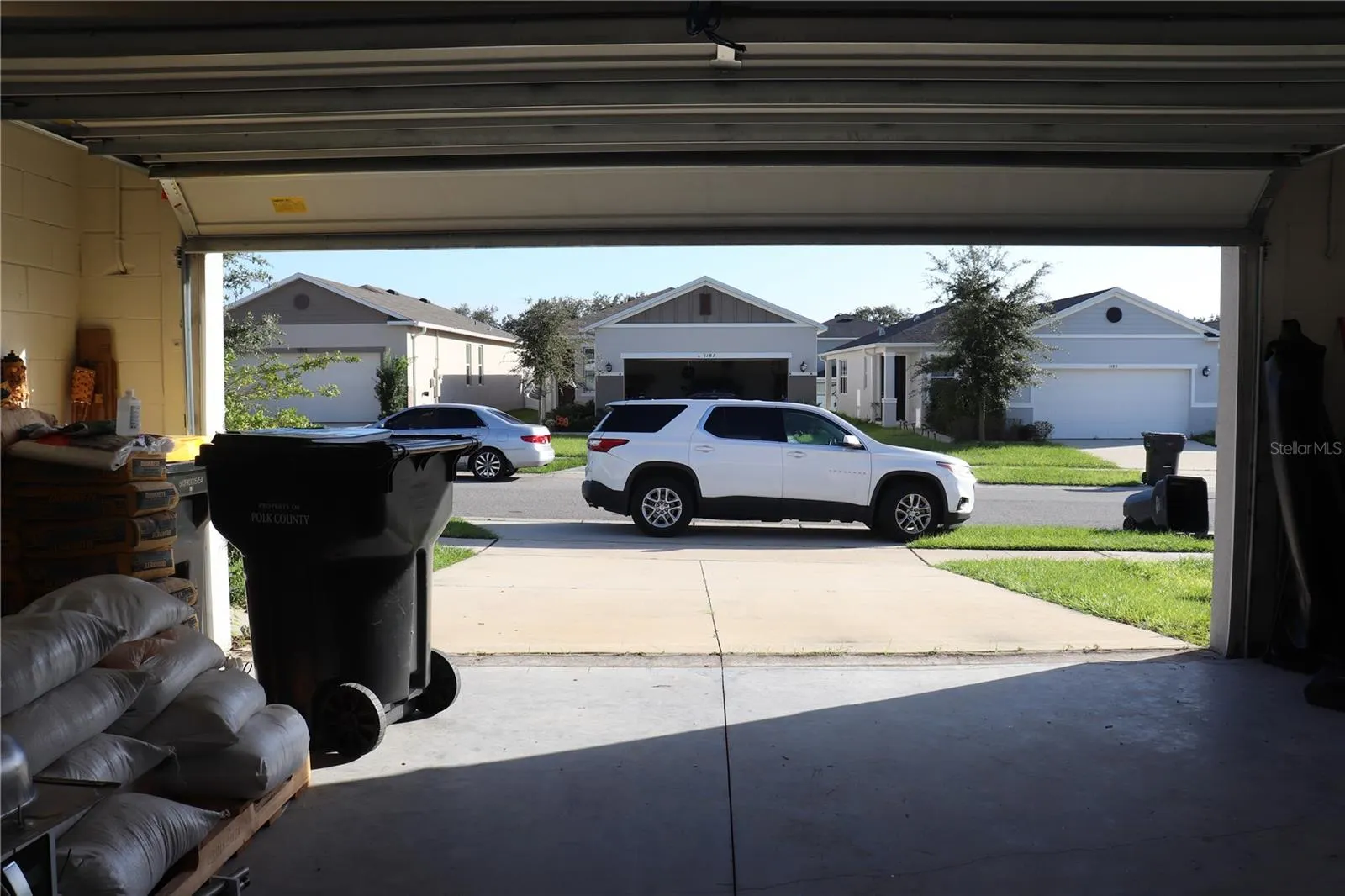 1188 PAPAYA CIR